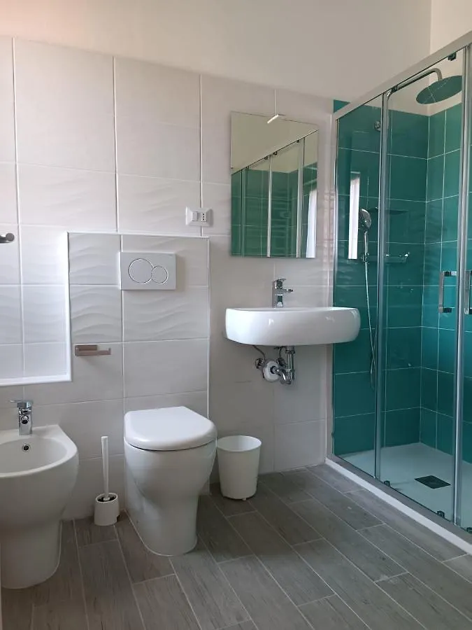 Hotel Susy - Ambienti Rinnovati - Direttamente Su Viale Dante E A Due Passi Dal Mare リッチョーネ