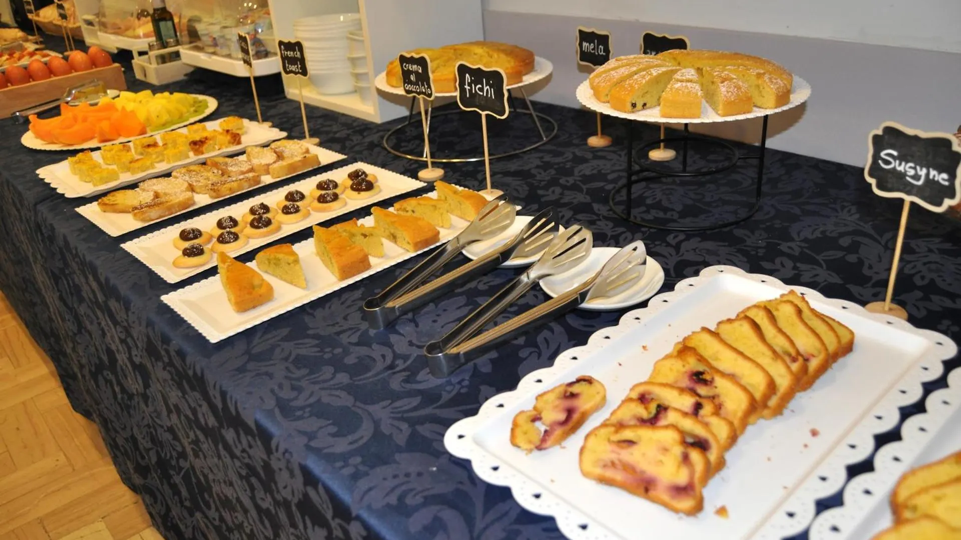 Hotel Susy - Ambienti Rinnovati - Direttamente Su Viale Dante E A Due Passi Dal Mare リッチョーネ 2*,